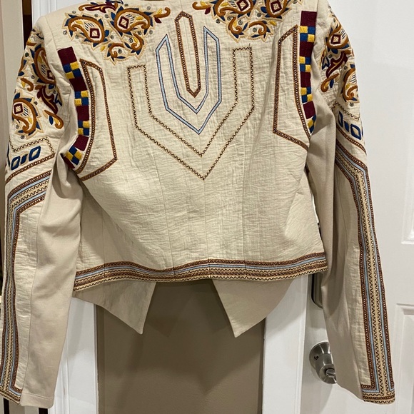 Jacket - Picture 3 of 3